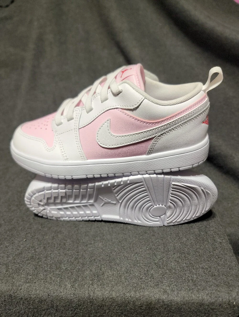 Jordan 1 Low Alt 